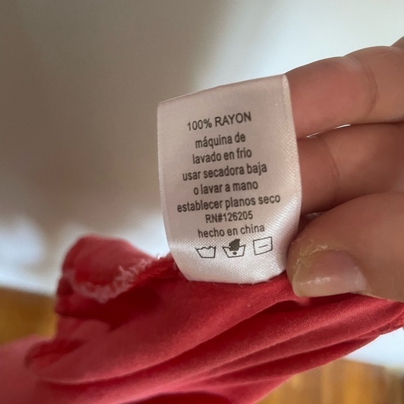 Hollister pink button down shirt - Picture 9 of 10